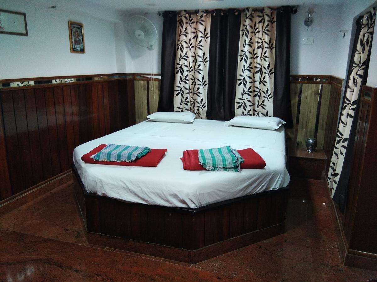 Hotel Sanman Lodge Shimoga Extérieur photo