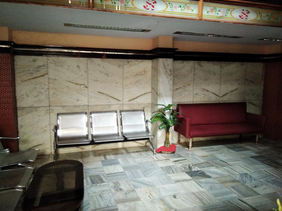 Hotel Sanman Lodge Shimoga Extérieur photo