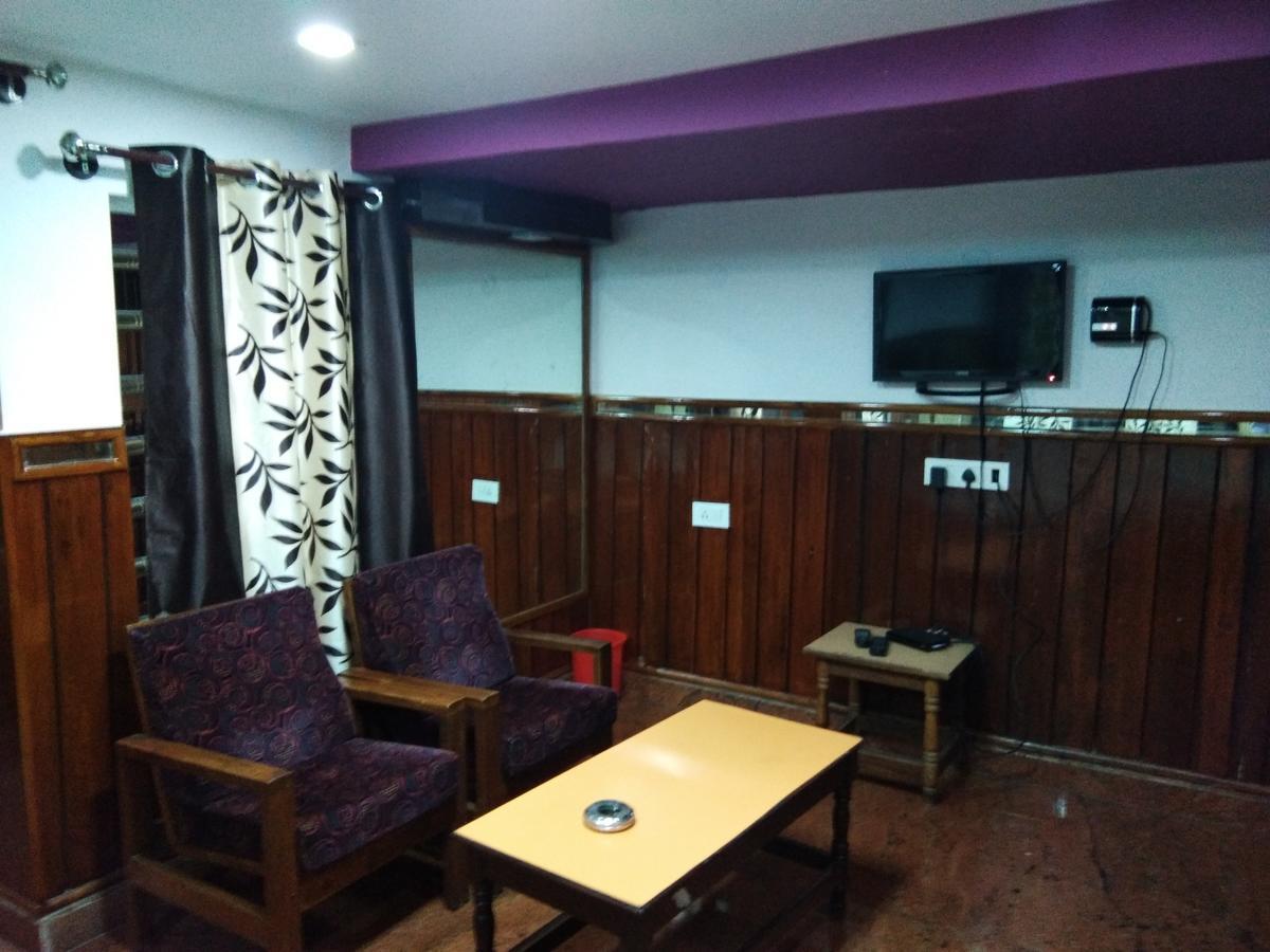 Hotel Sanman Lodge Shimoga Extérieur photo