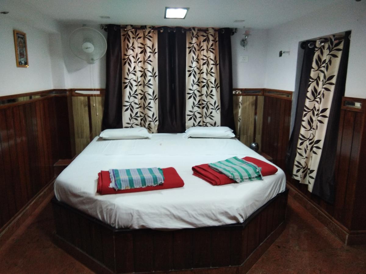 Hotel Sanman Lodge Shimoga Extérieur photo